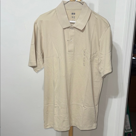 Uniqlo Polo Shirt - Picture 1 of 3